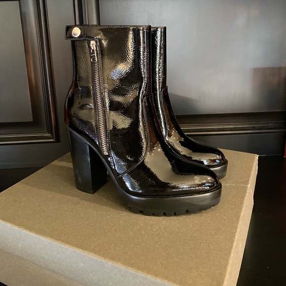 ALL SAINTS // Ana Ankle Crinkled Patent Shoe - Picture 1 of 11